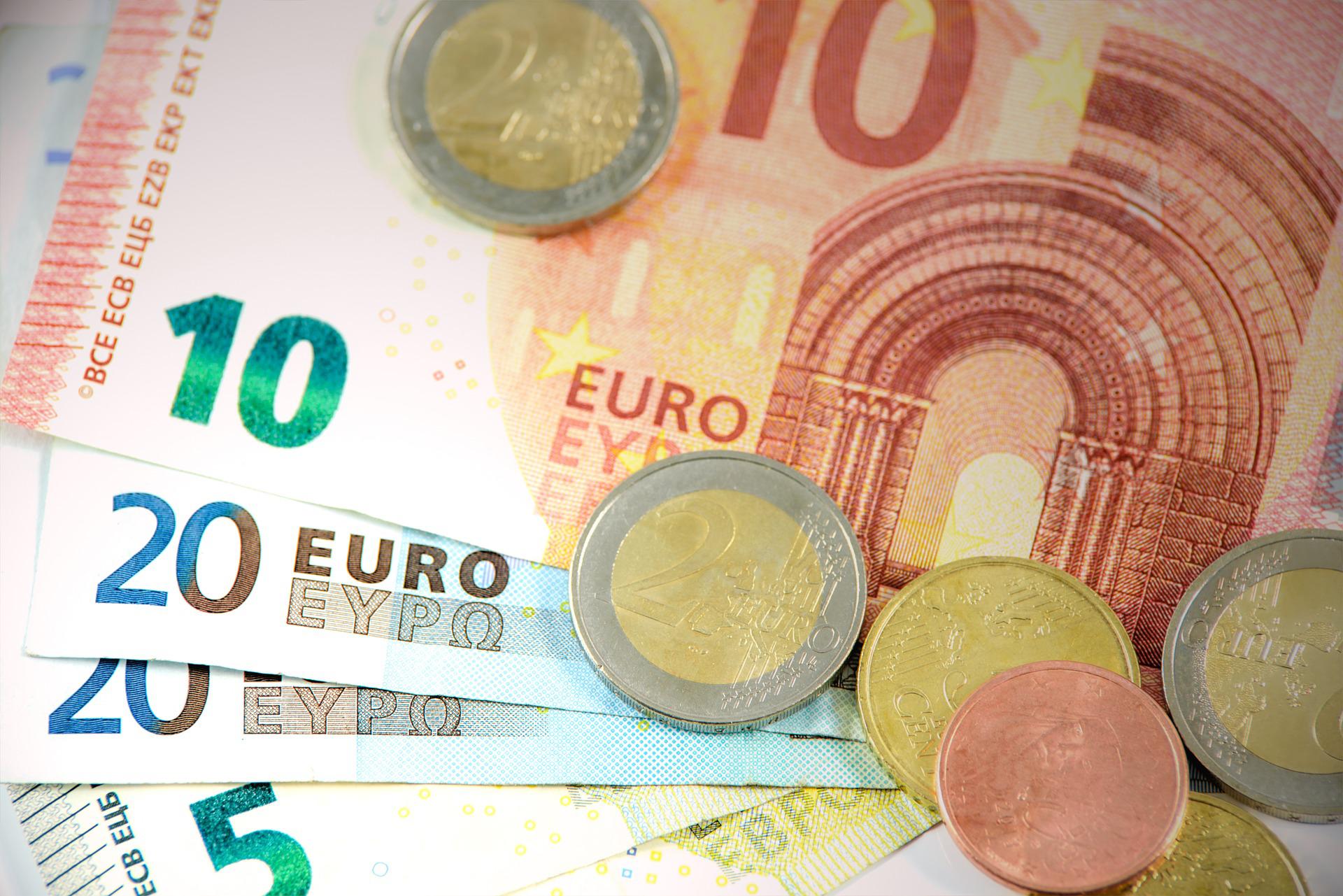ユーロ紙幣と通貨